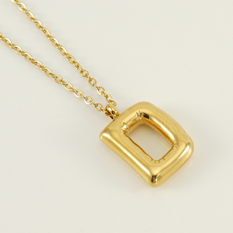 Or / Collier avec pendentif pour femme en acier inoxydable plaqué or 18 carats avec lettre D simple série 1 pièce Image4